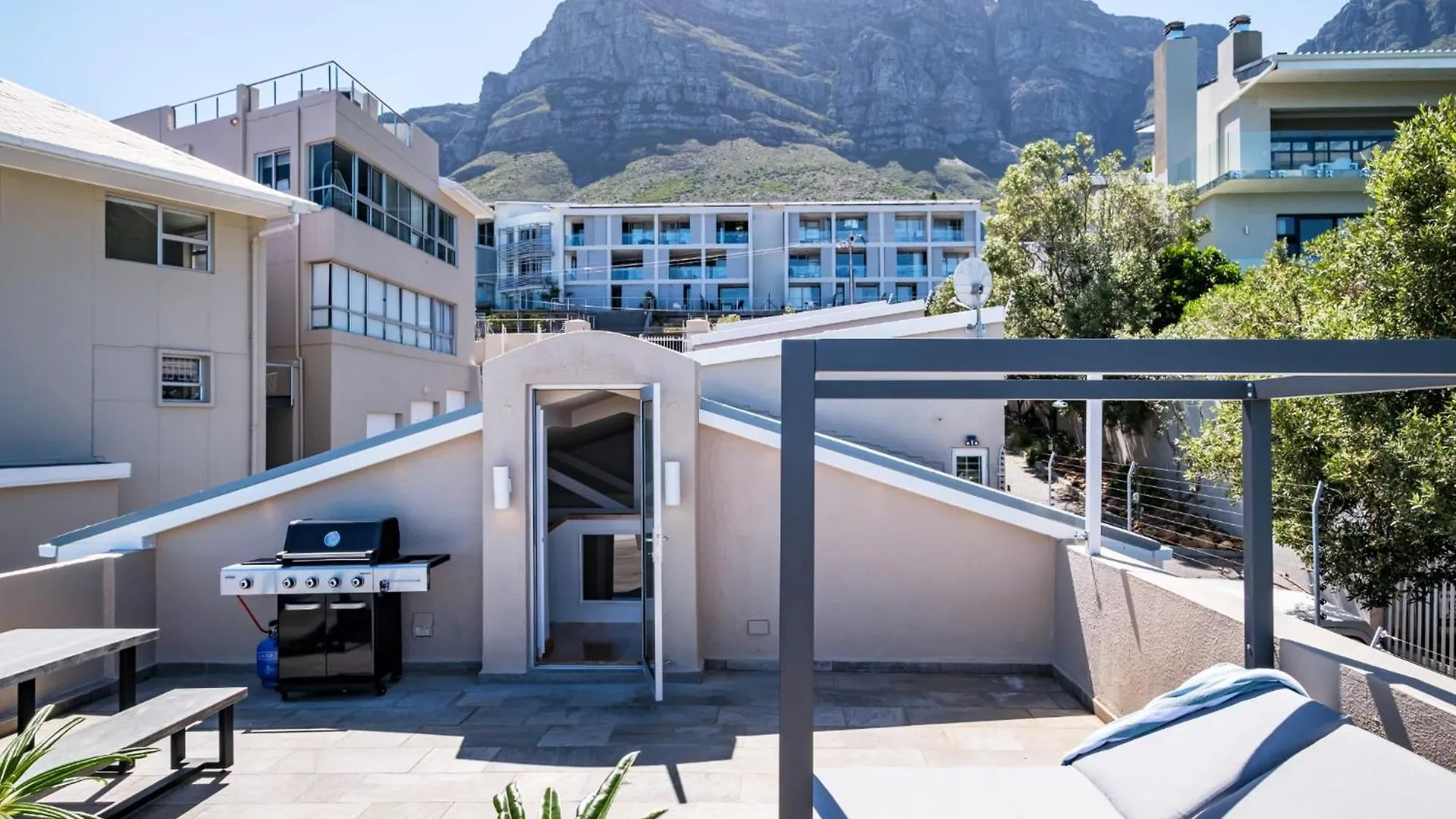 Sea La View Daire Cape Town